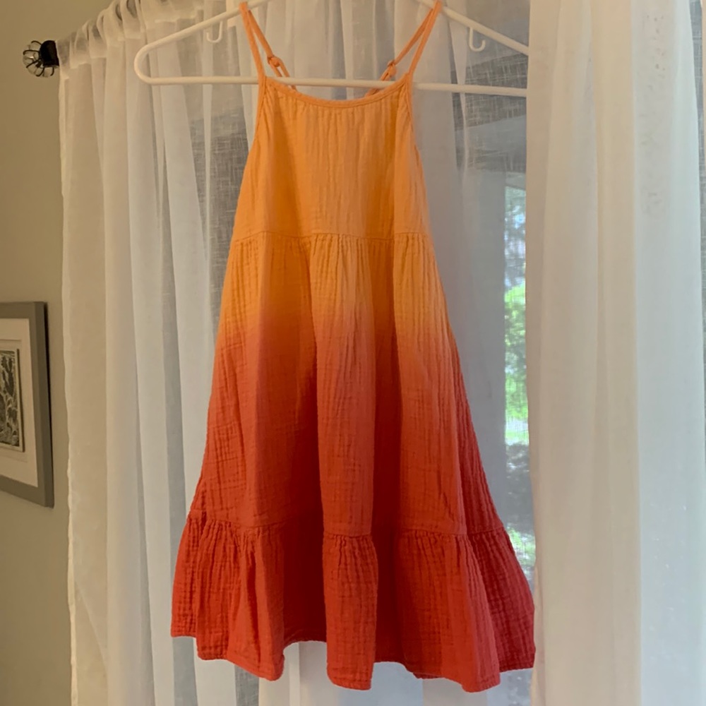 Adorable Cat & Jack sunset colors swing dress for girls. Size 6/small.